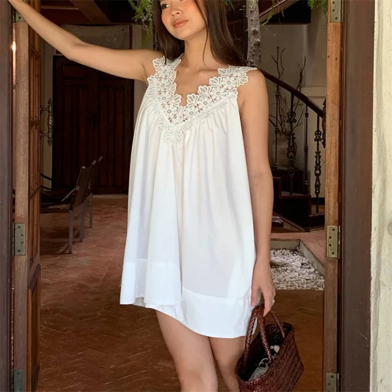 French Style Lace V Neck Sleeveless Mini Dress for Women Summer Casual Loose A Line Short Sundress for Beach Holiday