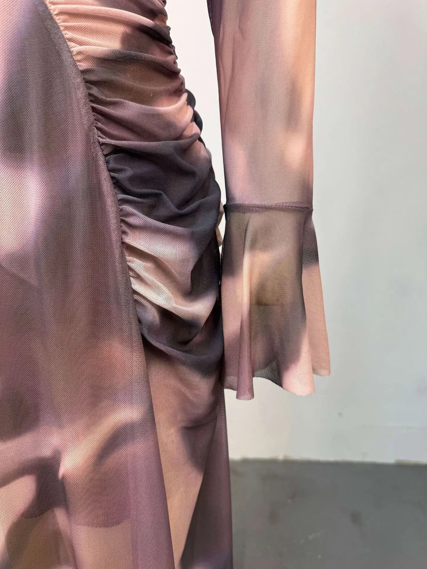 Sexy Tie Dye Dress Women Patchwork Mesh Ruched Flared Long Sleeve Stretch Tight Midnight Party Street Long Bodycon