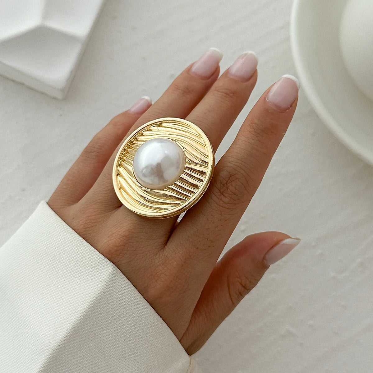 Unique Exaggerated Large Petal Flower Rings for Women Vintage Geometric Adjustable Finger Ring Grunge Jewelry Steampunk