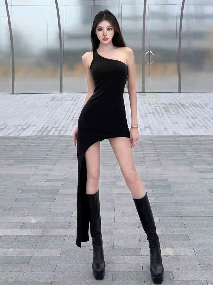 One-Shoulder Sleeveless Asymmetrical Hem Dress Women Solid Skinny Classic Sexy Midnight Hottie Summer Fashion Bodycon