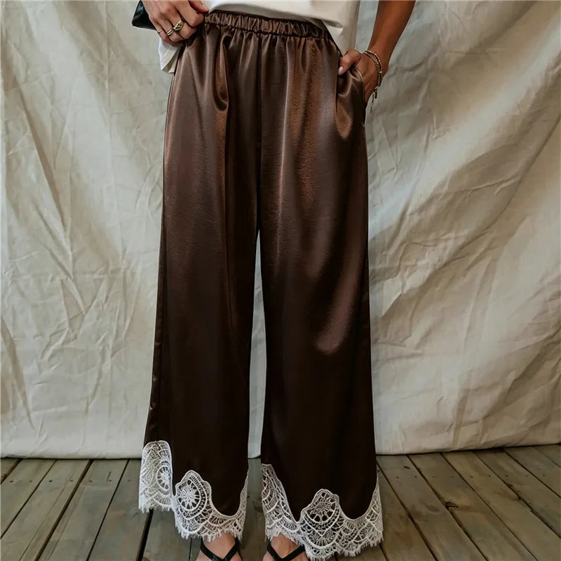 Women Elastic Waist Satin Wide Leg Pants Scalloped Lace Hem With Pockets Loose Silky Glossy Casual Vacation Trousers