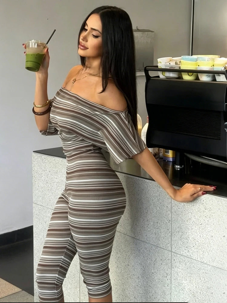 Stripes Print 2 Piece Set Women Trend Slash Neck Half Sleeve Crop T-Shirt+Capri Pants Casuals Chic Street Sport Suits