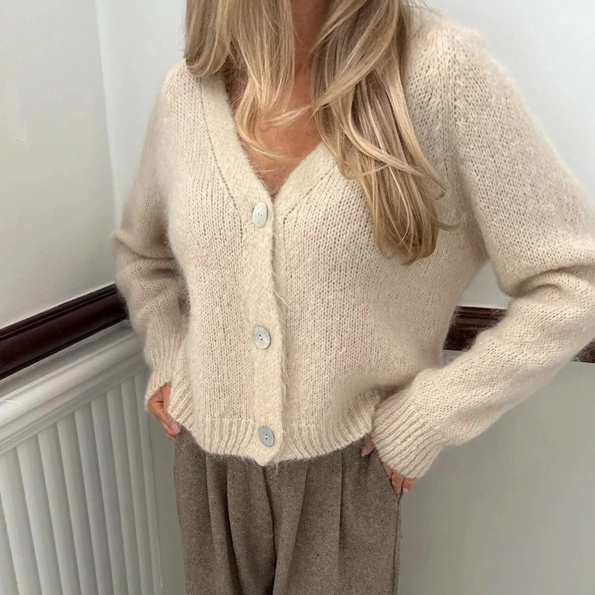 Women Basic Knitted Cardigan Solid Color V Neck Long Sleeve Button-up Crop Sweater Casual Winter Fall Clothes