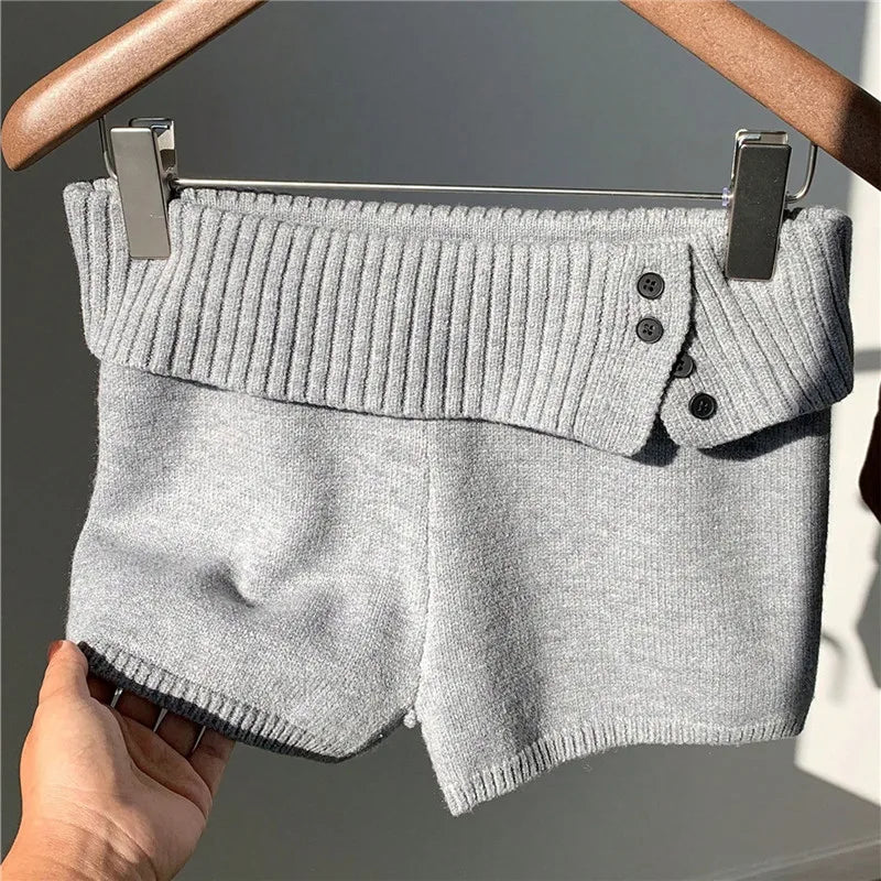 Stylish Button Decor Ribbed Trim Foldover Mid Rise Shorts Women Knit Crochet Micro Shorts Casual Slim Fit Y2K Streetwear