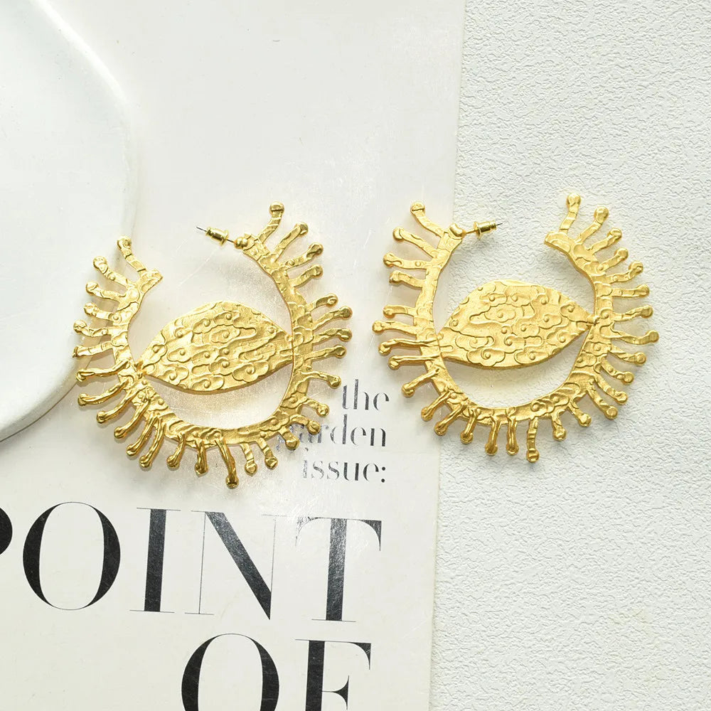 Vintage Metal Alloy With Rhinestone Big Eyes Dangle Earrings For Women Fashion Jewelry Exaggerated Lady Ears' Accessory