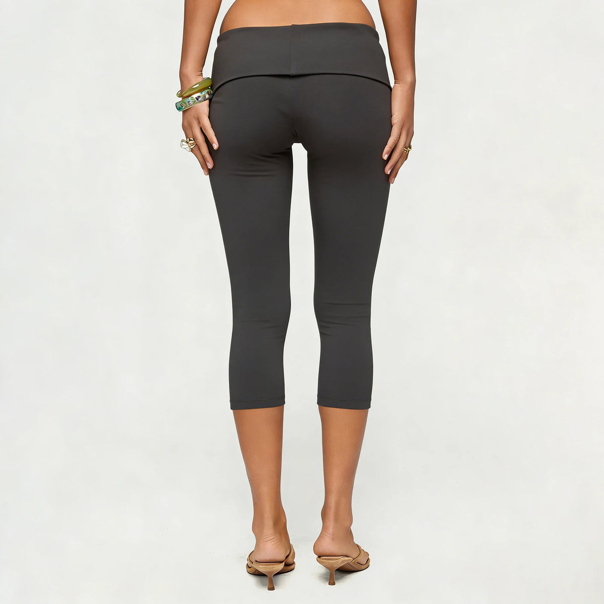 Women Y2K Low Waist Fold Over Capri Leggings with Button Detail Slim Fit Cropped Pants Streetwear Casual Summer Outfits