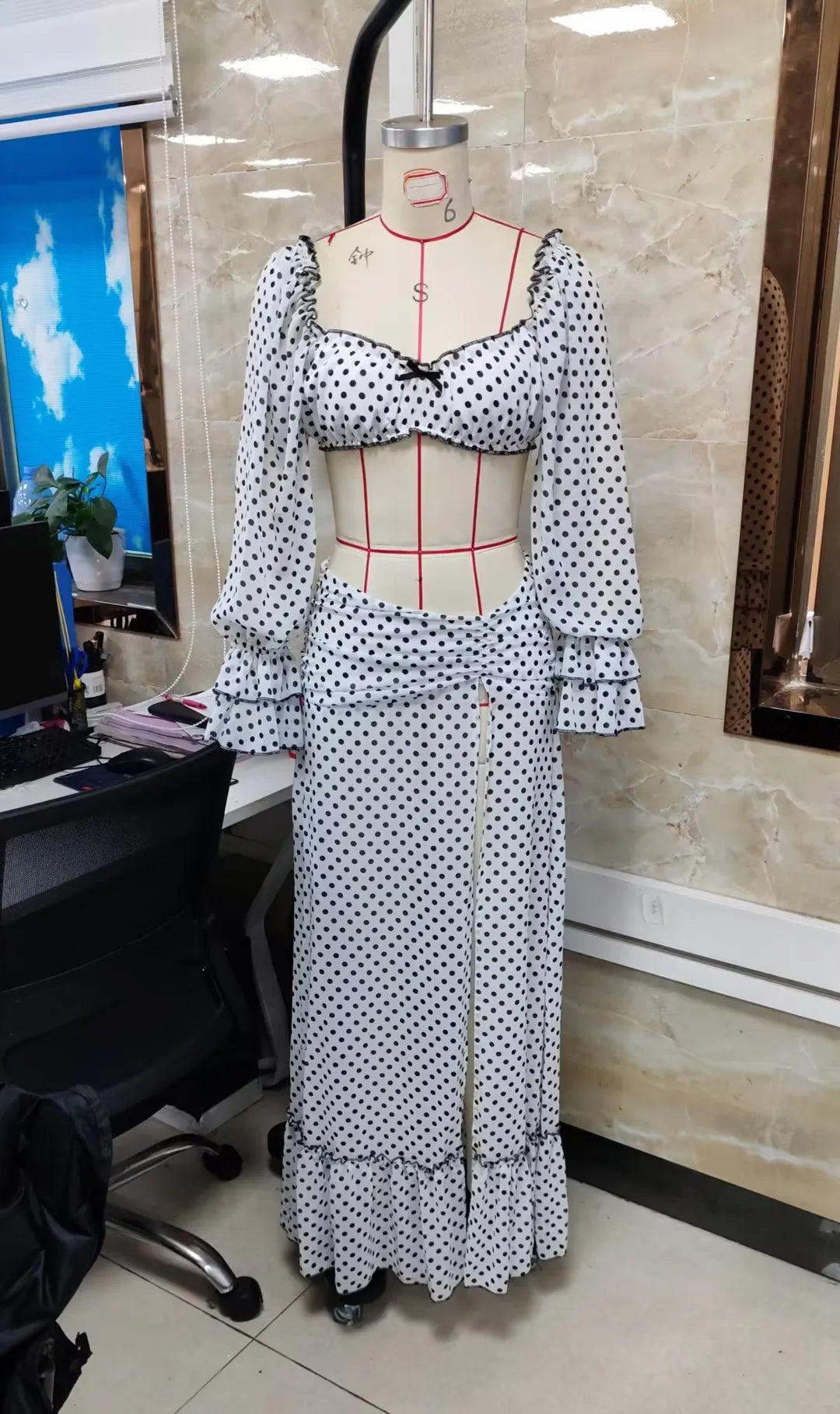 Women 2Piece Outfits Flare Long Sleeve Sweetheart Neck Dot Print Crop Tops and High Slit Long Skirt Set Summer Beachwear