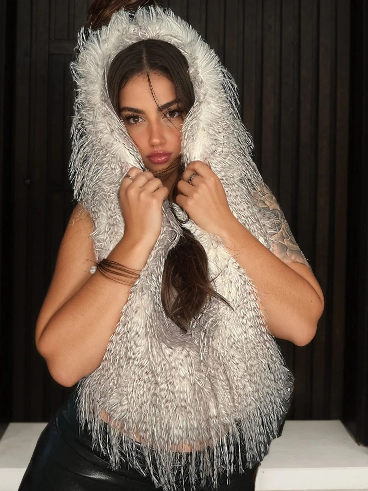 Furry Tassel Hooded Crop Tops Women Contrast Patchwork Halter Deep V-Neck Backless High Street Style Fashion Outfits