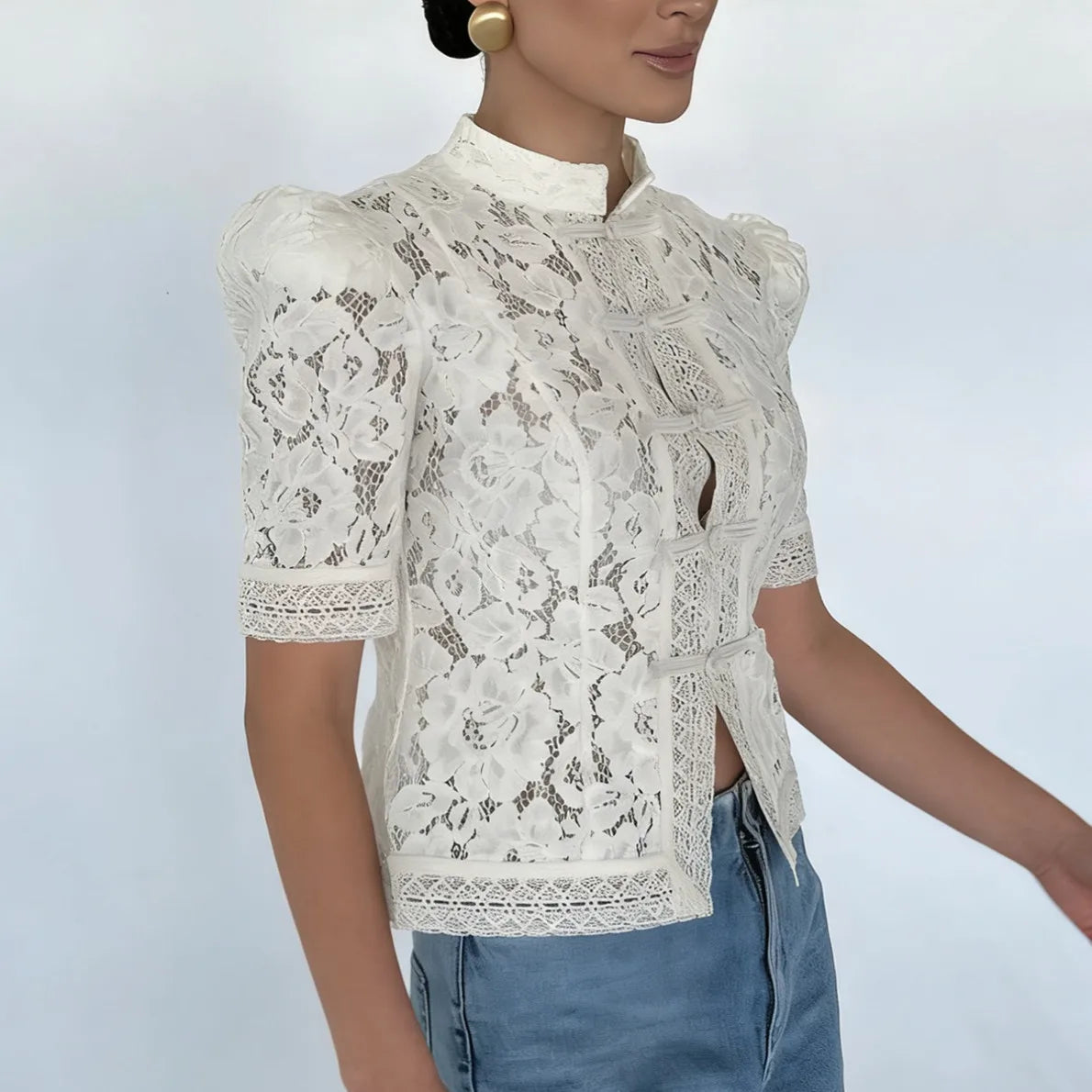 Women Y2K Vintage Lace Shirt Mandarin Collar Frog Button Puff Sleeve Floral Embroidery Cropped Blouse Elegant Casual Top