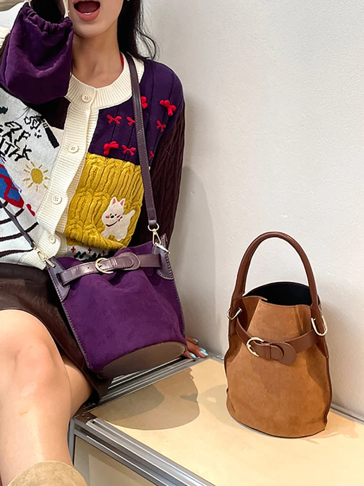 2025 Autumn New Arrivals Casual Edgy Style Suede Matte Finish Buckle Crossbody Bucket Bag For Woman