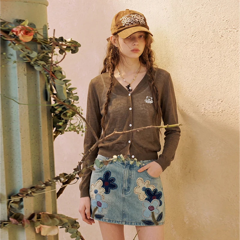 Women's V Neck Crop Knit Cardigan with Cartoon Embroidery, Casual Long Sleeve Knit Top, Sweet Preppy Style Outerwear