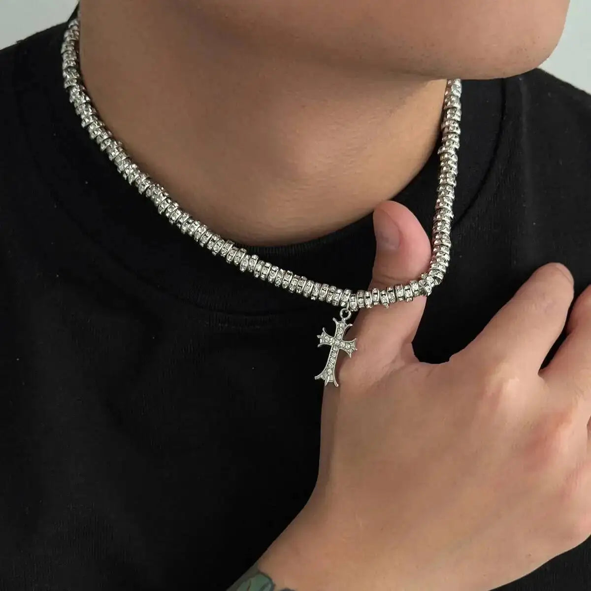 Gothic Jesus Cross Pendant Necklace Men Hip Hop Retro Rhinestone Circular Beaded Choker Necklace Couple Jewelry Gifts