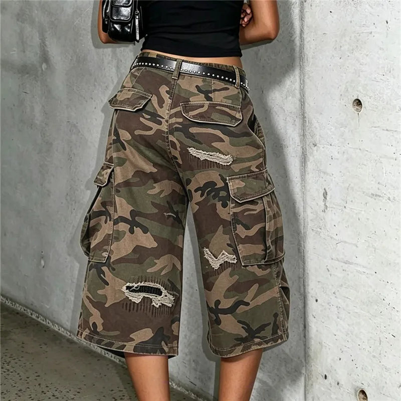 Y2K Hip Hop Camo Cargo Capri Shorts Women Distressed Ripped Multi Side Pocket Baggy Wide Leg Camouflage Streetwear