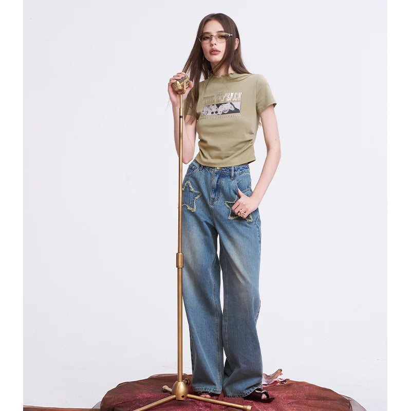 Women's Green Slim T-Shirt with Portrait Graphic Print, Y2K Ruched Short Sleeve Tee for Summer, Chic Aesthetic Crop Top