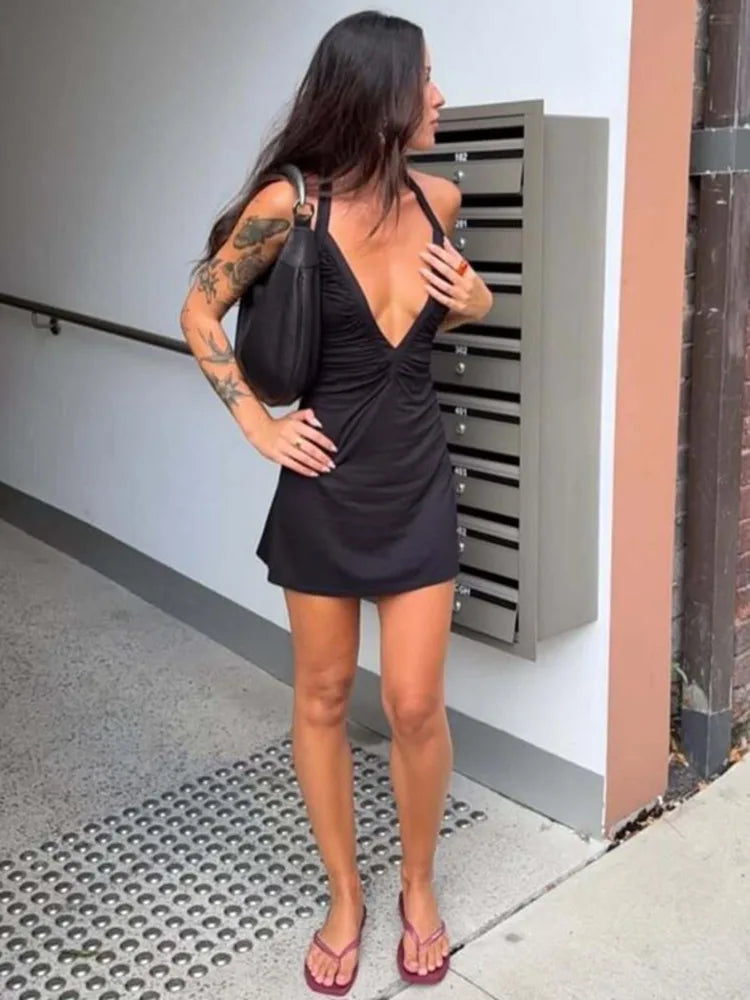 Halter V Neck Backless Sexy Mini Dress Women Elegant Off-shoulder Sleeveless Ruched Slinky Club Party Dress Clubwear