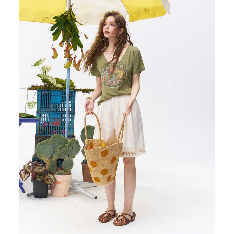 Women's Slim Short Sleeve Tee with Vintage Oval Fruit Letter Print, V Neck Casual Retro T-shirt for Summer Daily