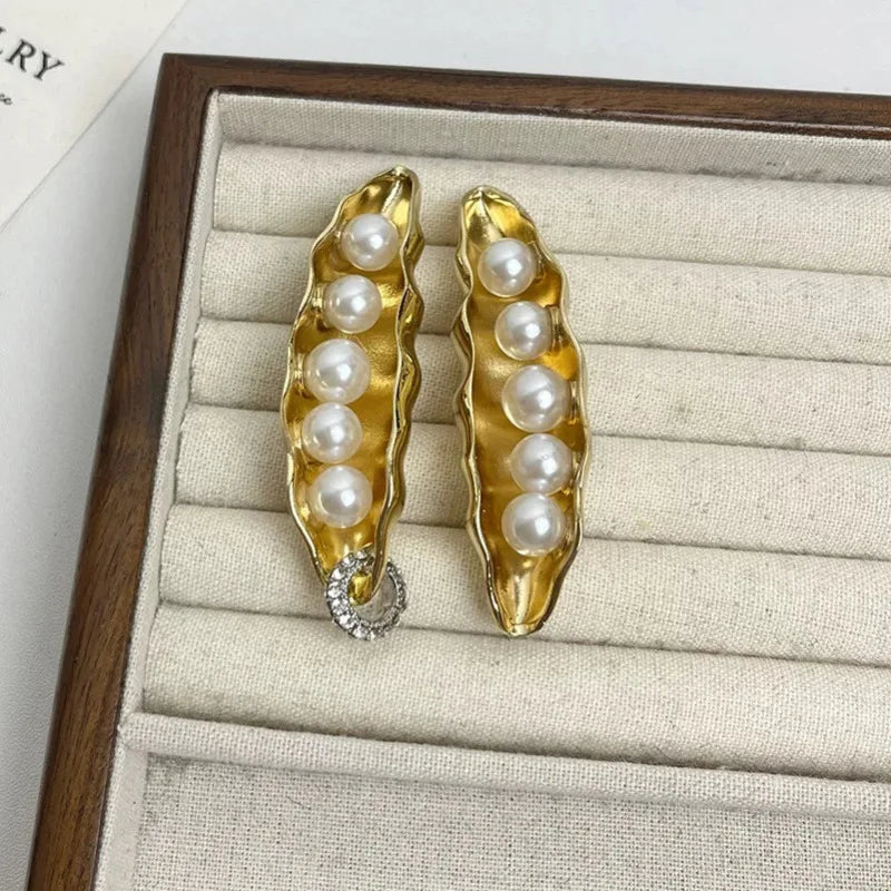 Baroque Style Vintage Resin Big Eyes Dangle Earrings For Women Jewelry New Arrival Fashion Exaggerated Lady Ears' Accessories