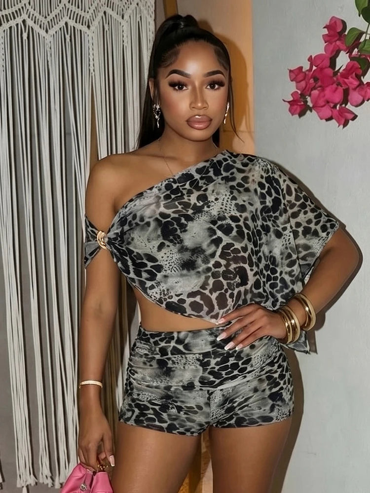 Leopard Print 2-Piece Set Women Skew Collar Metal Trim Irregular Hem t-Shirt+Folds Elastic Waist Skirt Summer Suit