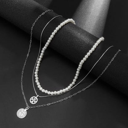 Vintage Goth Imitation-Pearl Coin Pendant Choker Necklace for Men Fashion Statement Punk Snake Chain Grunge Jewelry Steampunk