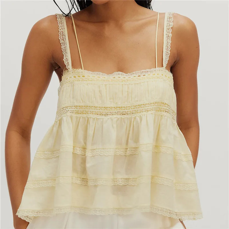 Coquette Lace Trim Tiered Ruffle Camisole Women Spaghetti Strap Babydoll Cami Top for Casual Streetwear Vacation