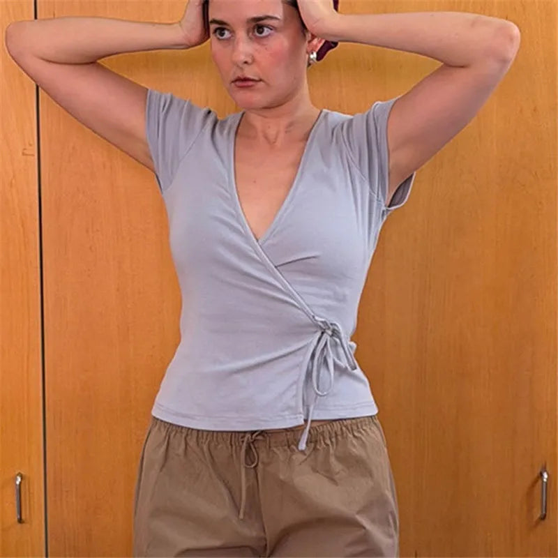 Ladies Surplice Wrap V‑Neck Short Cap Sleeve T‑Shirt Side Tie Knot Fitted Cropped Top Solid Color Casual Daily Blouse