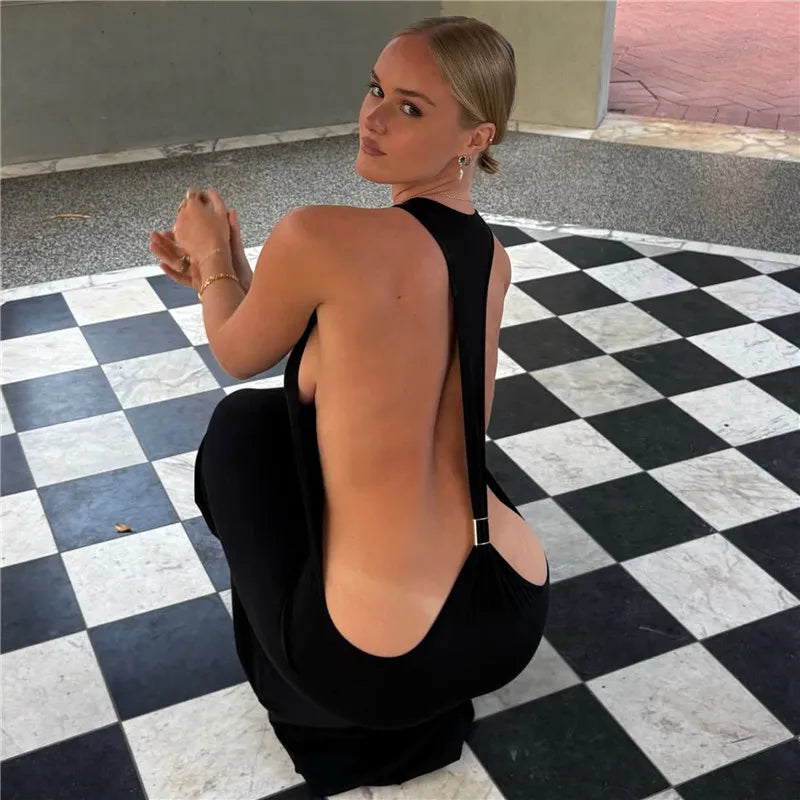 Women Halter Neck Backless Maxi Dress Side Cutout Sleeveless Bodycon Long Dress Metal Buckle Detail Evening Party Gown