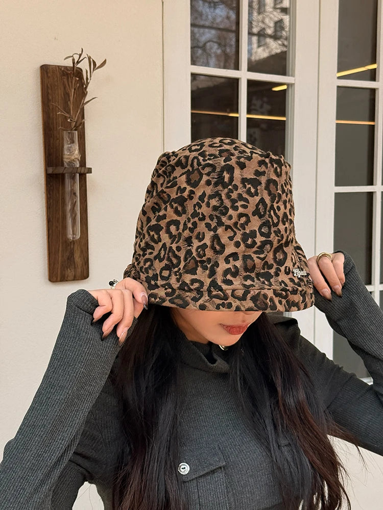 Casual Bucket Hat with Leopard Print