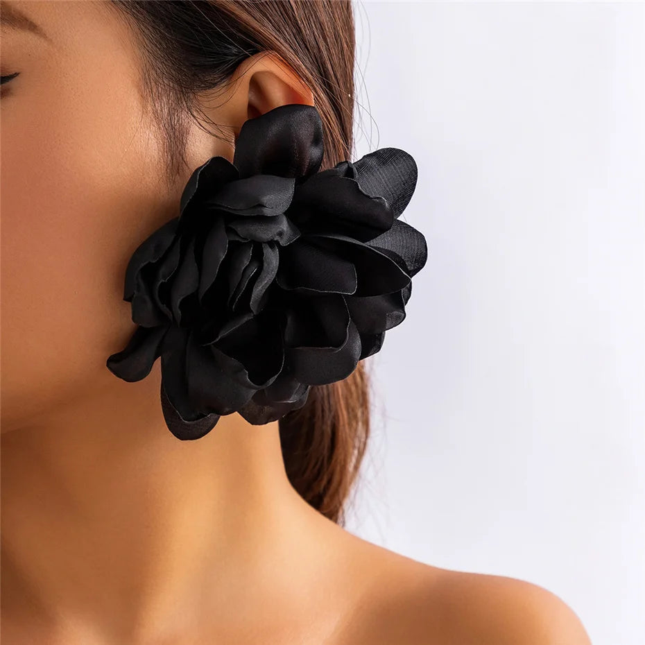 Exaggerated Large Fluffy Fabric Flower Stud Earrings for Women Elegant Petal Earring Trendy Y2K Jewelry Wed Accessories
