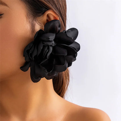 Exaggerated Large Fluffy Fabric Flower Stud Earrings for Women Elegant Petal Earring Trendy Y2K Jewelry Wed Accessories