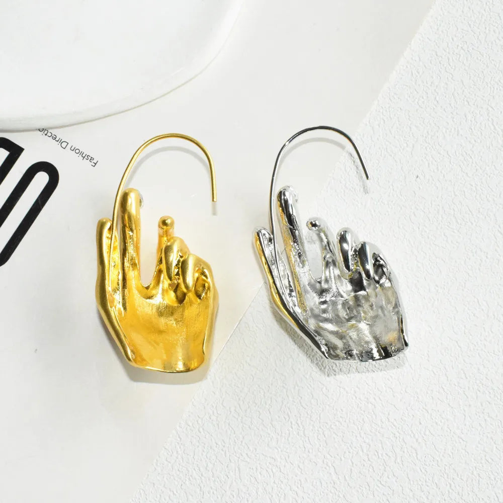 1PC Novelty Design Metal Hand Left Earcuff Dangle Earrings For Women Jewelry Fashion Show Statement Earrings Accessories