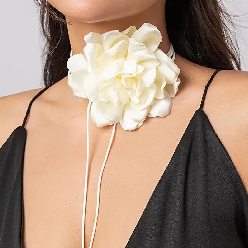 Exaggerated Goth Big Rose Flower Clavicle Chain Necklace for Women Romantic Kpop Adjustable Bowknot Choker Dinner Party Jewelry