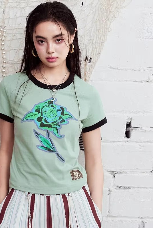 Women's Rose Print Cropped Ringer T-Shirt Color-Block Trim Baby Tee Short Sleeve Casual Fit Top